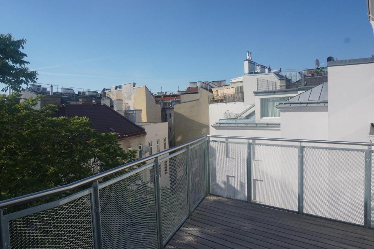 Augartenblick Penthaus 17 - Blick Zum Riesenrad Vienna Esterno foto